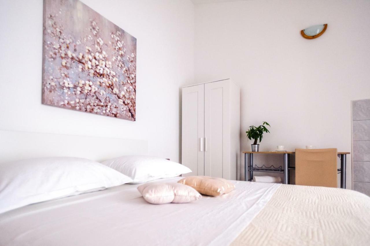Apartments Korda L&M- Suhi Potok เยเซนิเซ ภายนอก รูปภาพ