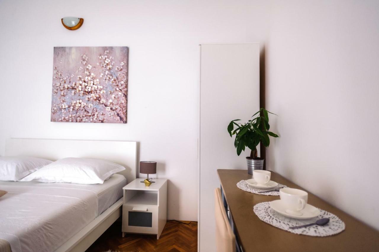 Apartments Korda L&M- Suhi Potok เยเซนิเซ ภายนอก รูปภาพ