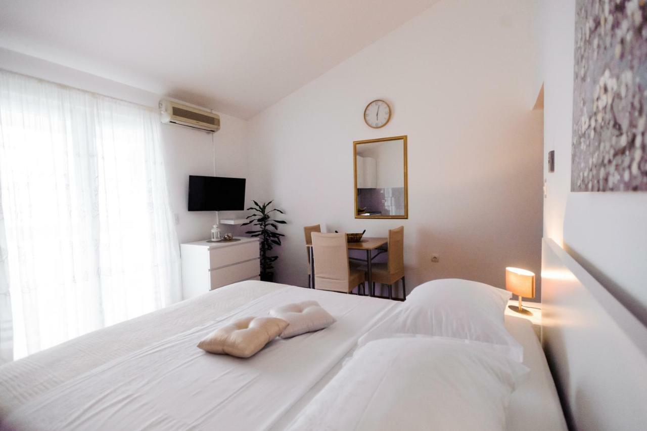 Apartments Korda L&M- Suhi Potok เยเซนิเซ ภายนอก รูปภาพ